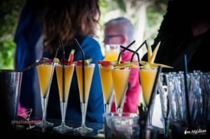Cocktail à base de Gin pour un mariage a la salle "c'est ici" à Saint Nazaire - Notre équipe à votre service pour organiser vos soirée professionnelles ou familliales - Prestacocktails - Barman à domicile - Nantes - Evénementiel - Organisation de soirée