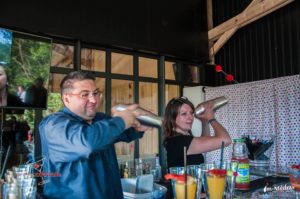 Prestation de cocktails pour un mariage a la salle "c'est ici" à Saint Nazaire - Notre équipe à votre service pour organiser vos soirée professionnelles ou familliales - Prestacocktails - Barman à domicile - Nantes - Evénementiel - Organisation de soirée