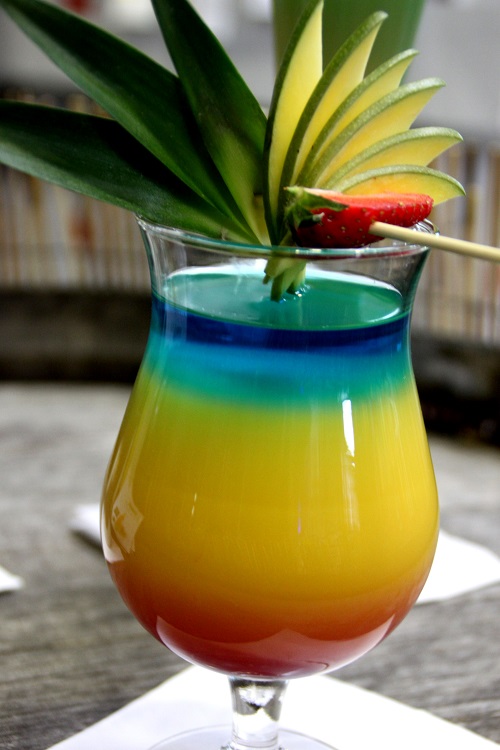 Cocktail Rainbow - Cocktails à étages avec ou sans alcool - Prestacocktails - Barman à domicile - Nantes - Evénementiel - Organisation de soirée